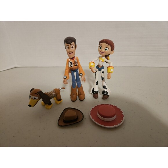 Lot Of 3 Action Figures Toy Story Woody Jessie Slinky Dog With Hats 5 Pieces - Picture 5 of 7